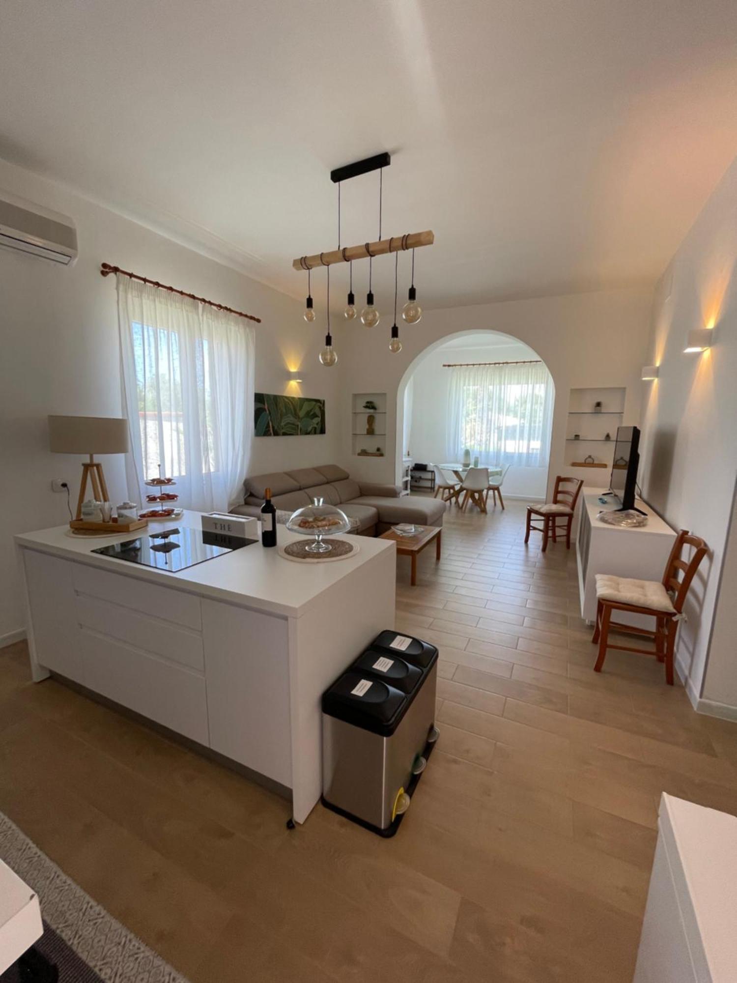 Villa I Mori Di Noro Valderice Luaran gambar
